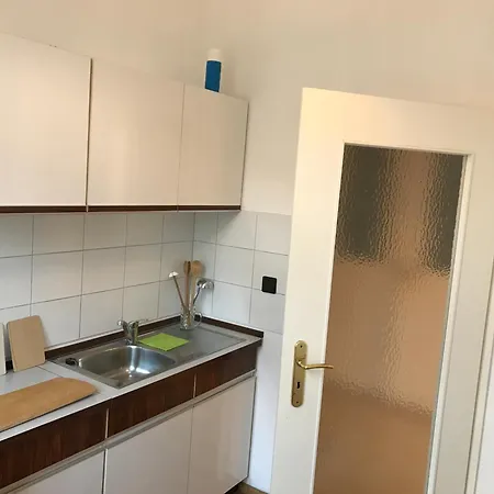 Stylische Mid-century-wohnung Im Zentrum Plauens *