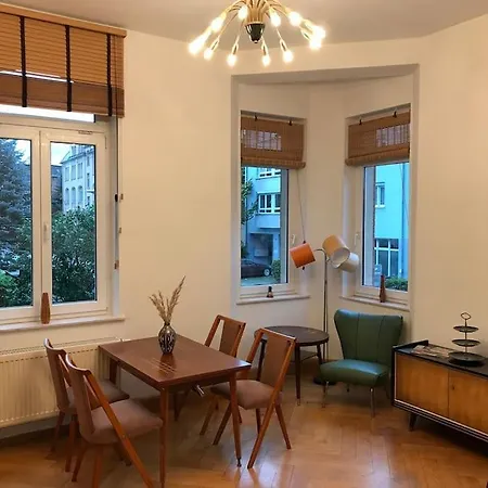 Apartment Stylische Mid-century-wohnung Im Zentrum Plauens