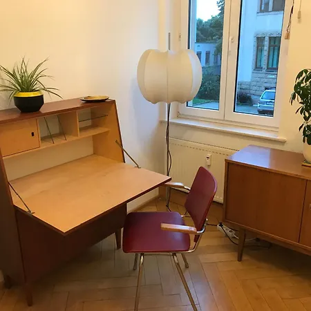 Stylische Mid-century-wohnung Im Zentrum Plauens